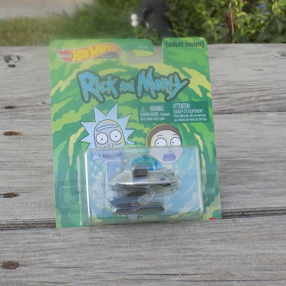 Hot Wheels Real Rider 1:64 Adult Swim Rick & Morty Rick's Ship - GJR47 NEW OLD *